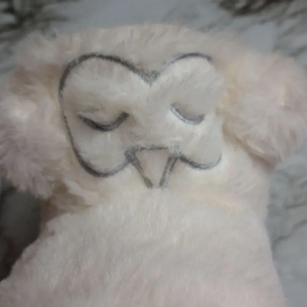 Mixit Cream Color Slipper Boots with Embroidered Owl Detail Size Medium 1-2